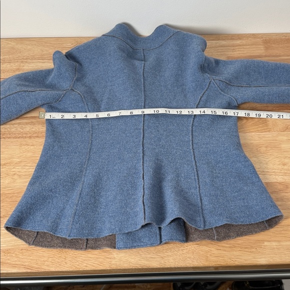 EILEEN FISHER 96% MERINO WOOL Blue Button-Up Jacket - Picture 6 of 16
